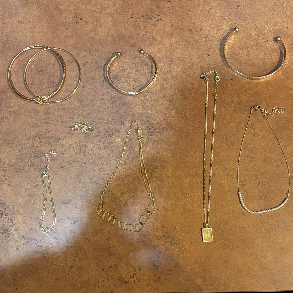 Gold Jewelry Set Bracelets Necklace And More Evry Jewels Included